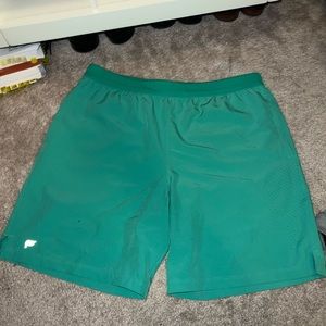 Fabletics fundamental shorts
